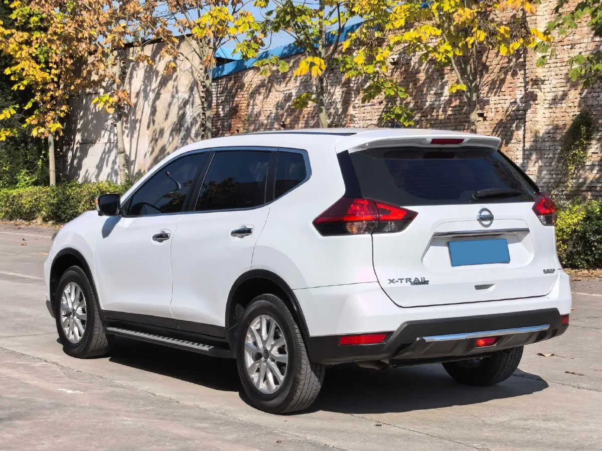2023 Nissan X-Trail 2.0L 151HP L4 CVT,autocango,china used car exporter,china ev exporter,chinese used car exporter,chinese used ev exporter