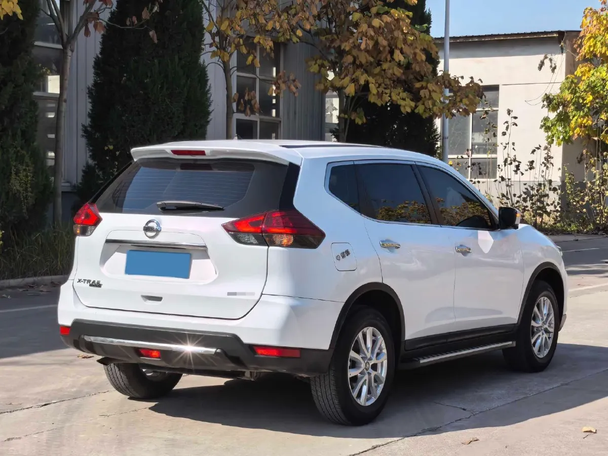 2023 Nissan X-Trail 2.0L 151HP L4 CVT,autocango,china used car exporter,china ev exporter,chinese used car exporter,chinese used ev exporter