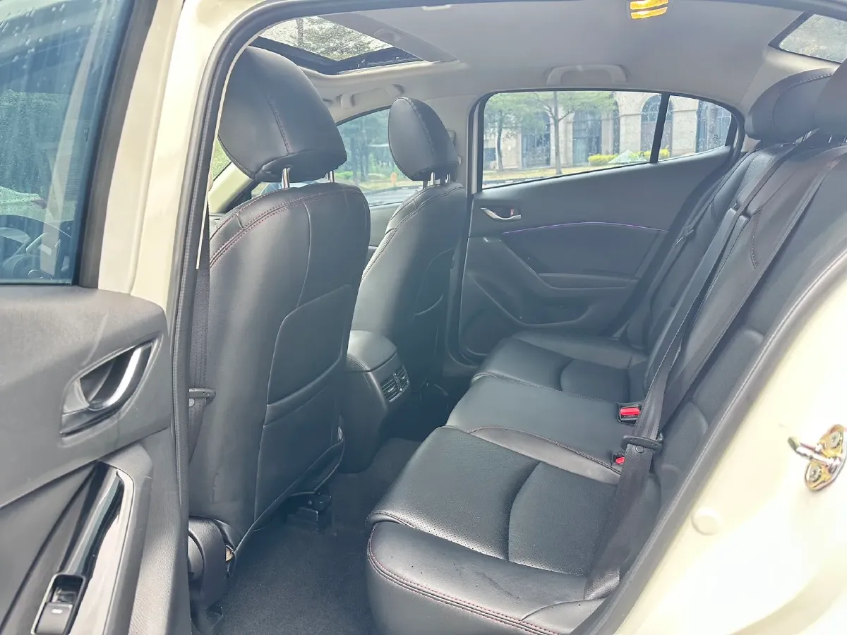 2017 Mazda 3 Axela 1.5L 117HP L4 6AT,autocango,china used car exporter,china ev exporter,chinese used car exporter,chinese used ev exporter