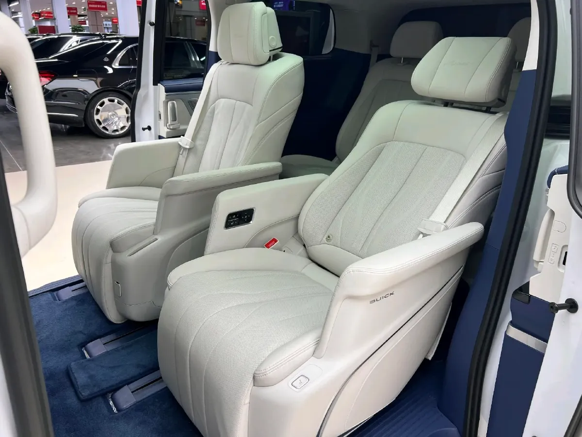 2024 Buick GL8 1.5T 180HP L4 2DHT PHEV 24.4KWH,autocango,china used car exporter,china ev exporter,chinese used car exporter,chinese used ev exporter