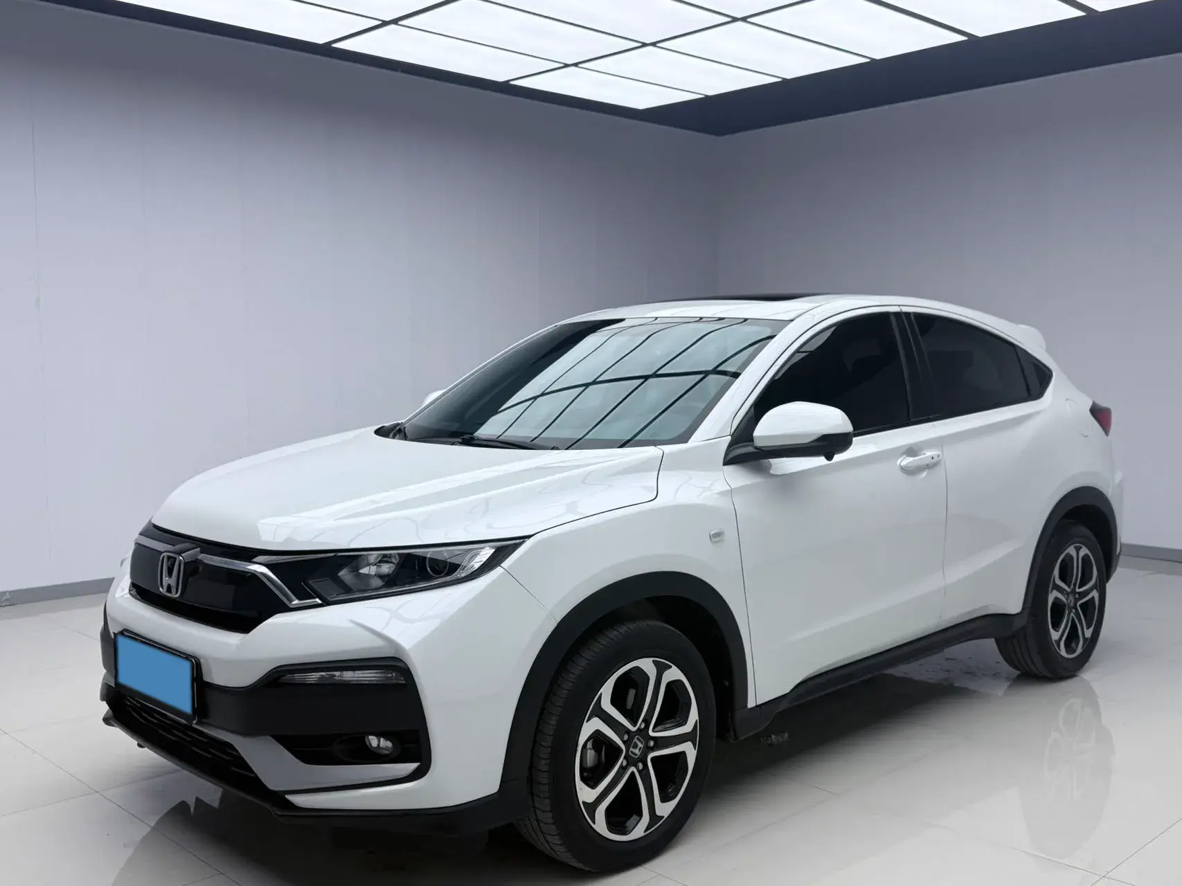 2021 HONDA XR-V view 1