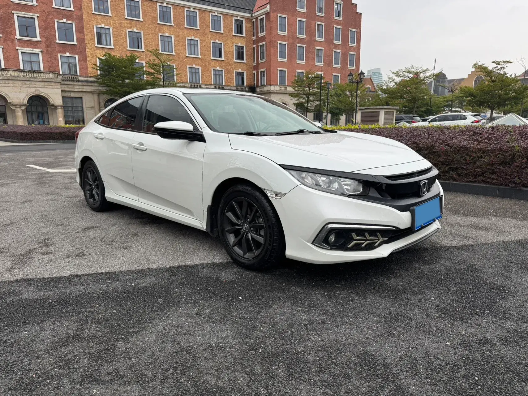 2019 HONDA CIVIC thumbnail 3