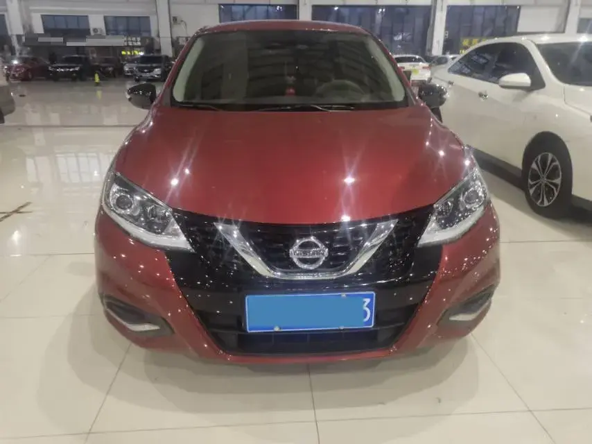 2021 NISSAN TIIDA thumbnail 2