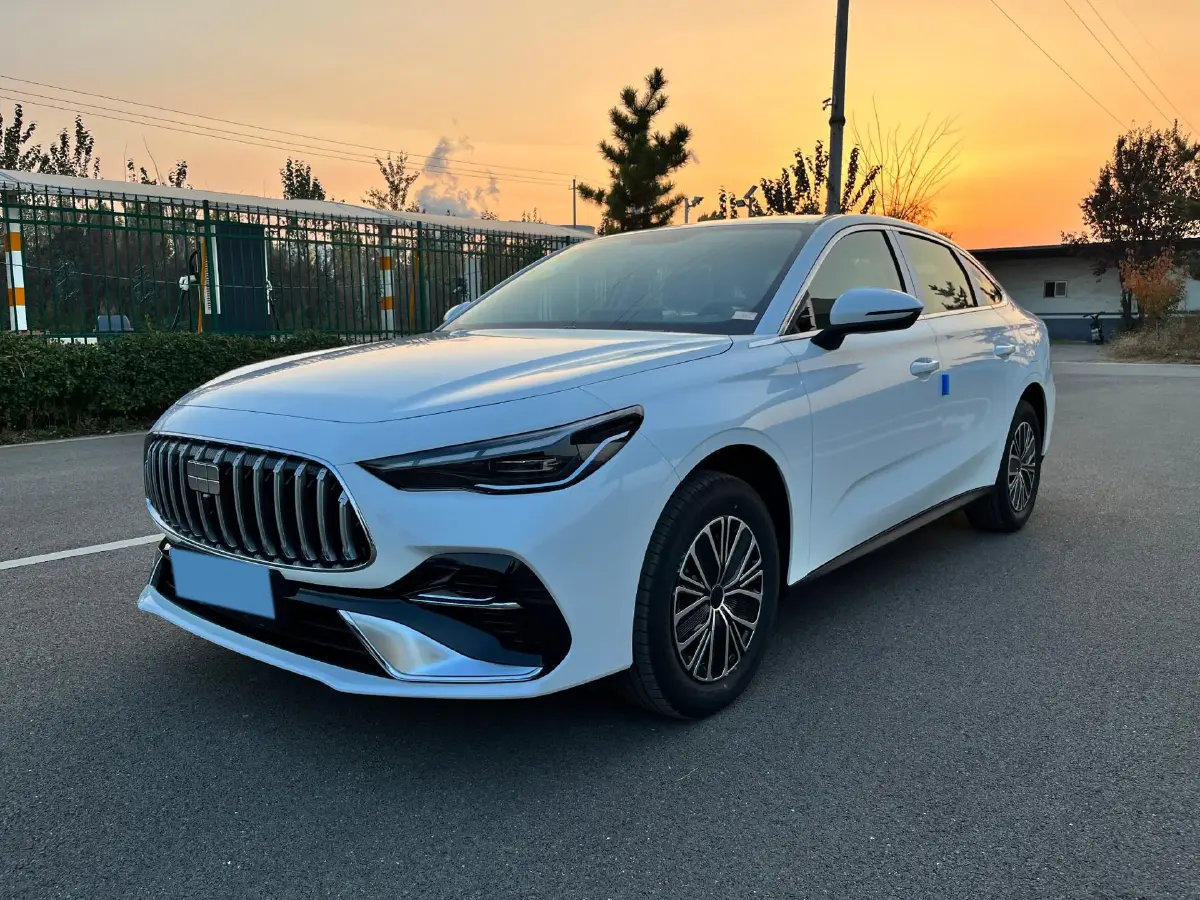 2025 Geely Galaxy Starshine 6 1.5L 112HP L4 1DHT PHEV