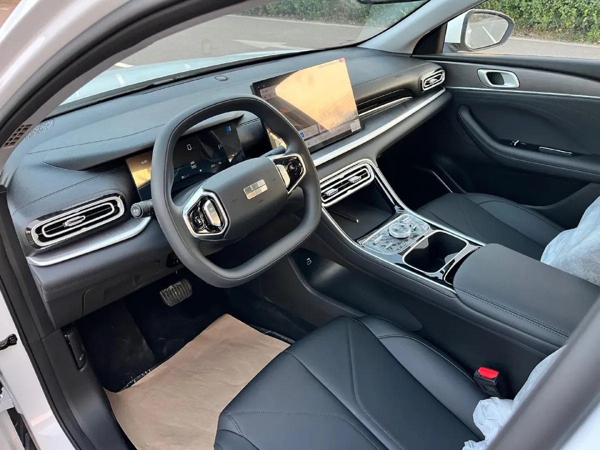 2025 Geely Galaxy Starshine 6 1.5L 112HP L4 1DHT PHEV,autocango,china used car exporter,china ev exporter,chinese used car exporter,chinese used ev exporter