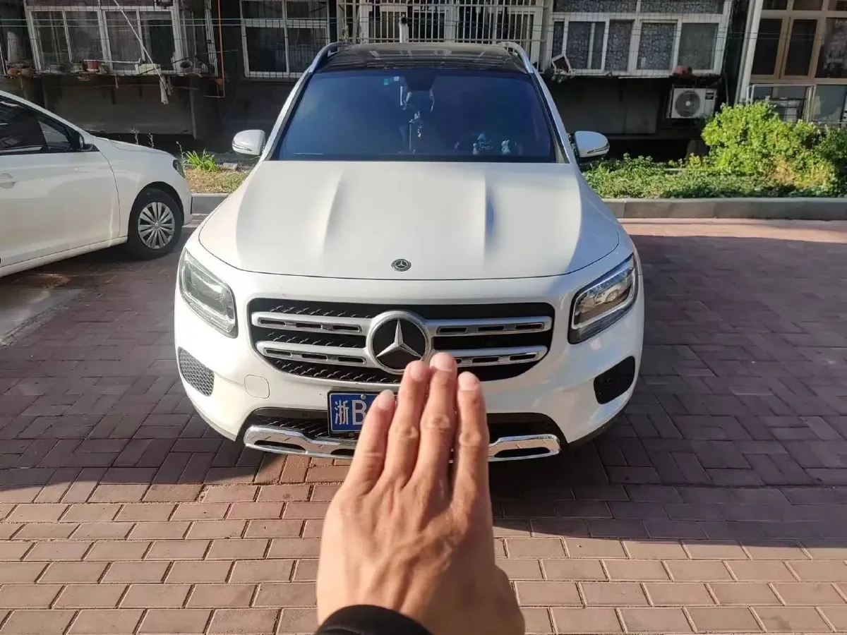 2020 Mercedes-Benz GLB Class 1.3T 136HP L4 7DCT,autocango,china used car exporter,china ev exporter,chinese used car exporter,chinese used ev exporter