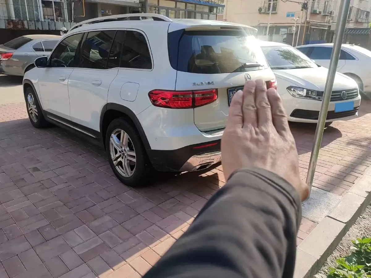 2020 Mercedes-Benz GLB Class 1.3T 136HP L4 7DCT,autocango,china used car exporter,china ev exporter,chinese used car exporter,chinese used ev exporter
