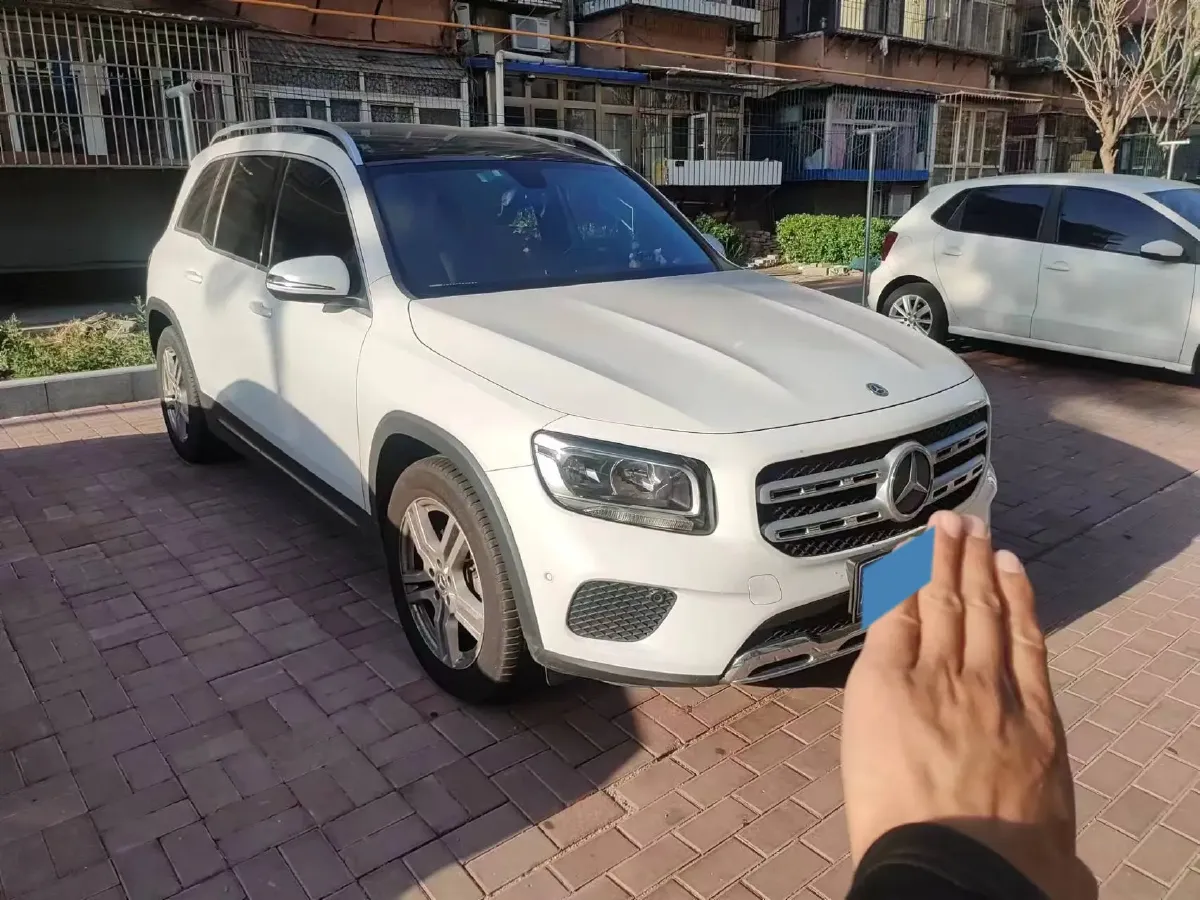 2020 Mercedes-Benz GLB Class 1.3T 136HP L4 7DCT,autocango,china used car exporter,china ev exporter,chinese used car exporter,chinese used ev exporter