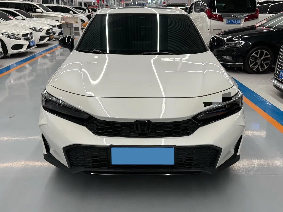 2025 Honda Civic 1.5T 182HP L4 CVT,autocango,china used car exporter,china ev exporter,chinese used car exporter,chinese used ev exporter