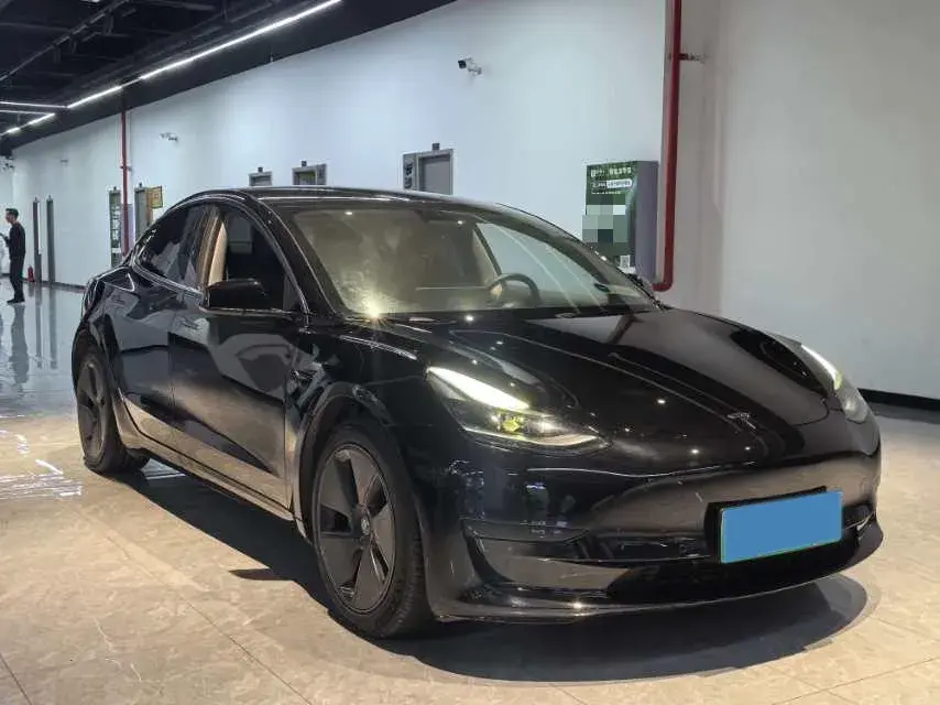 2022 TESLA MODEL thumbnail 3