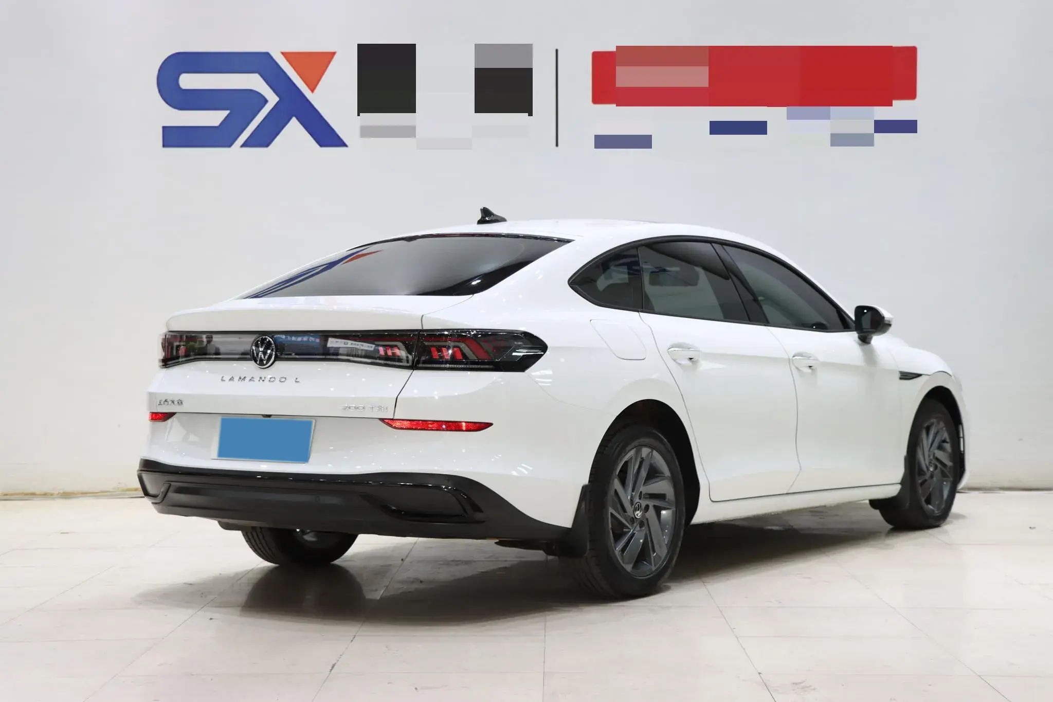 2024 VOLKSWAGEN LAMANDO thumbnail 4