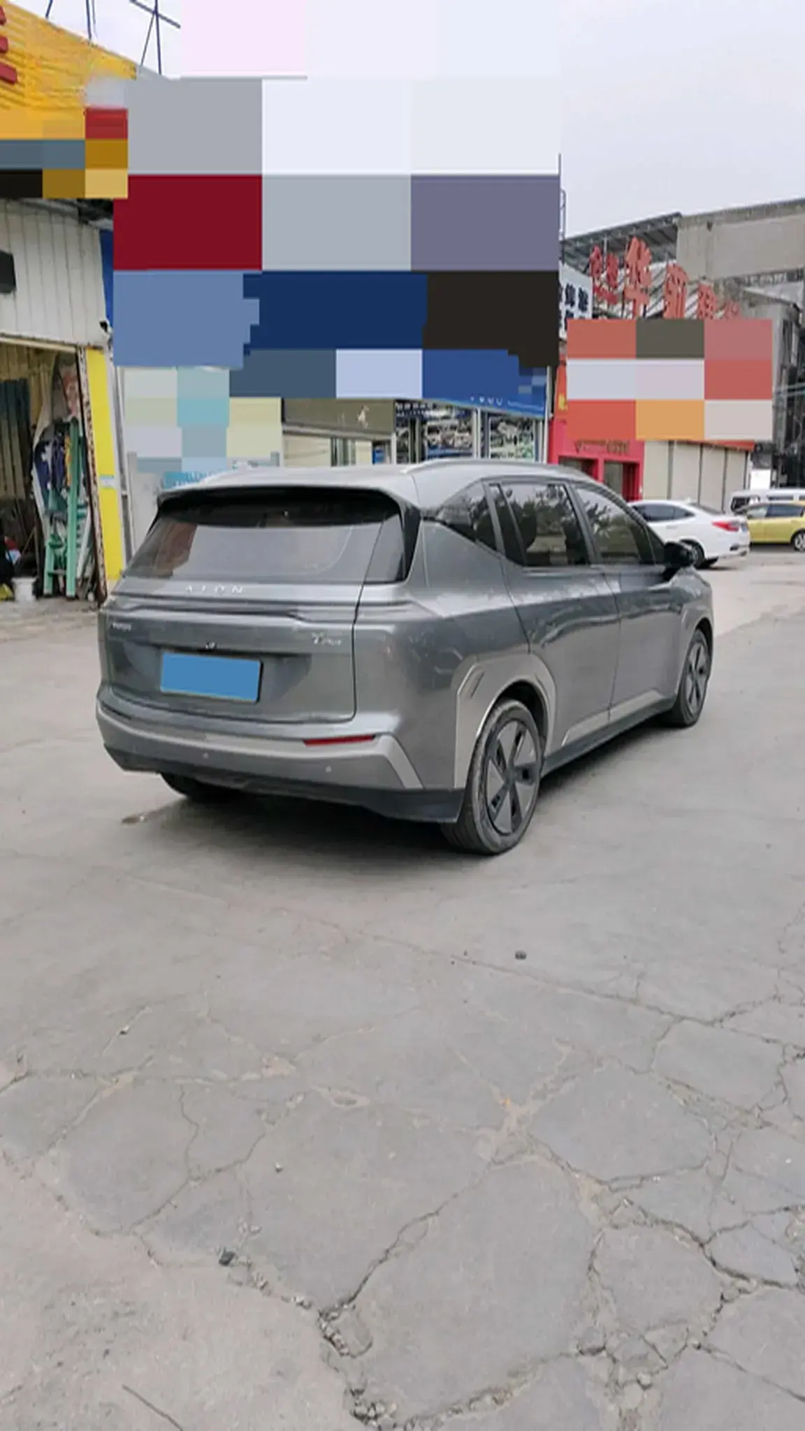 2024 AION Y thumbnail 3