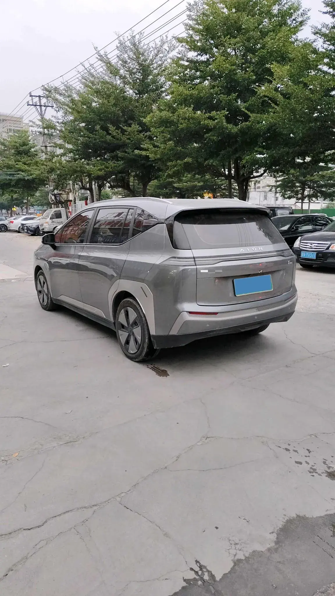 2024 AION Y thumbnail 4