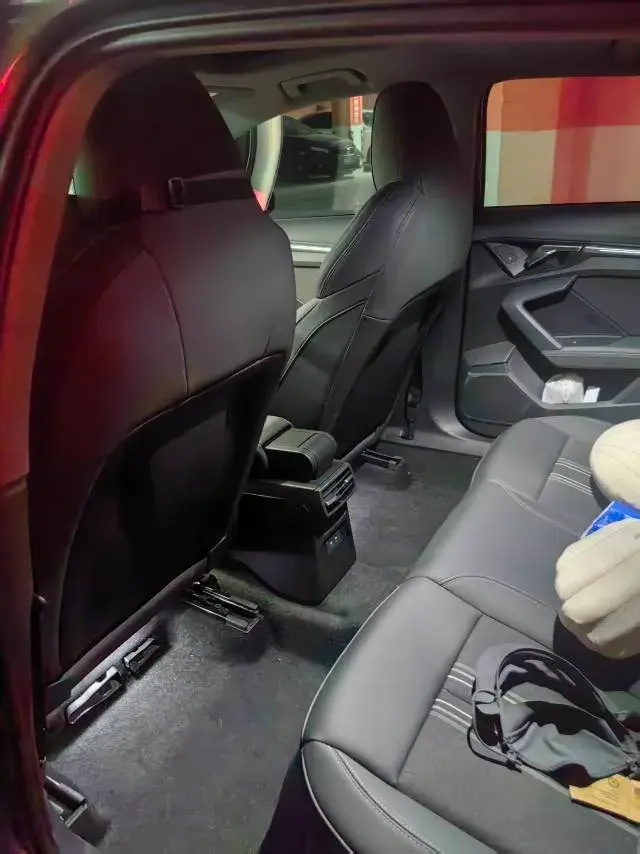 2024 AUDI A3 thumbnail 3