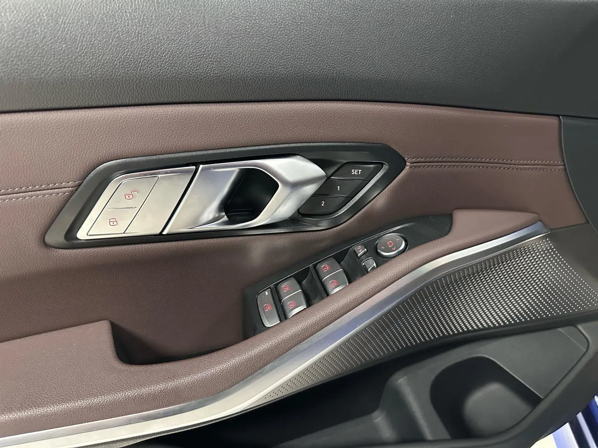 2020 BMW 3 thumbnail 4