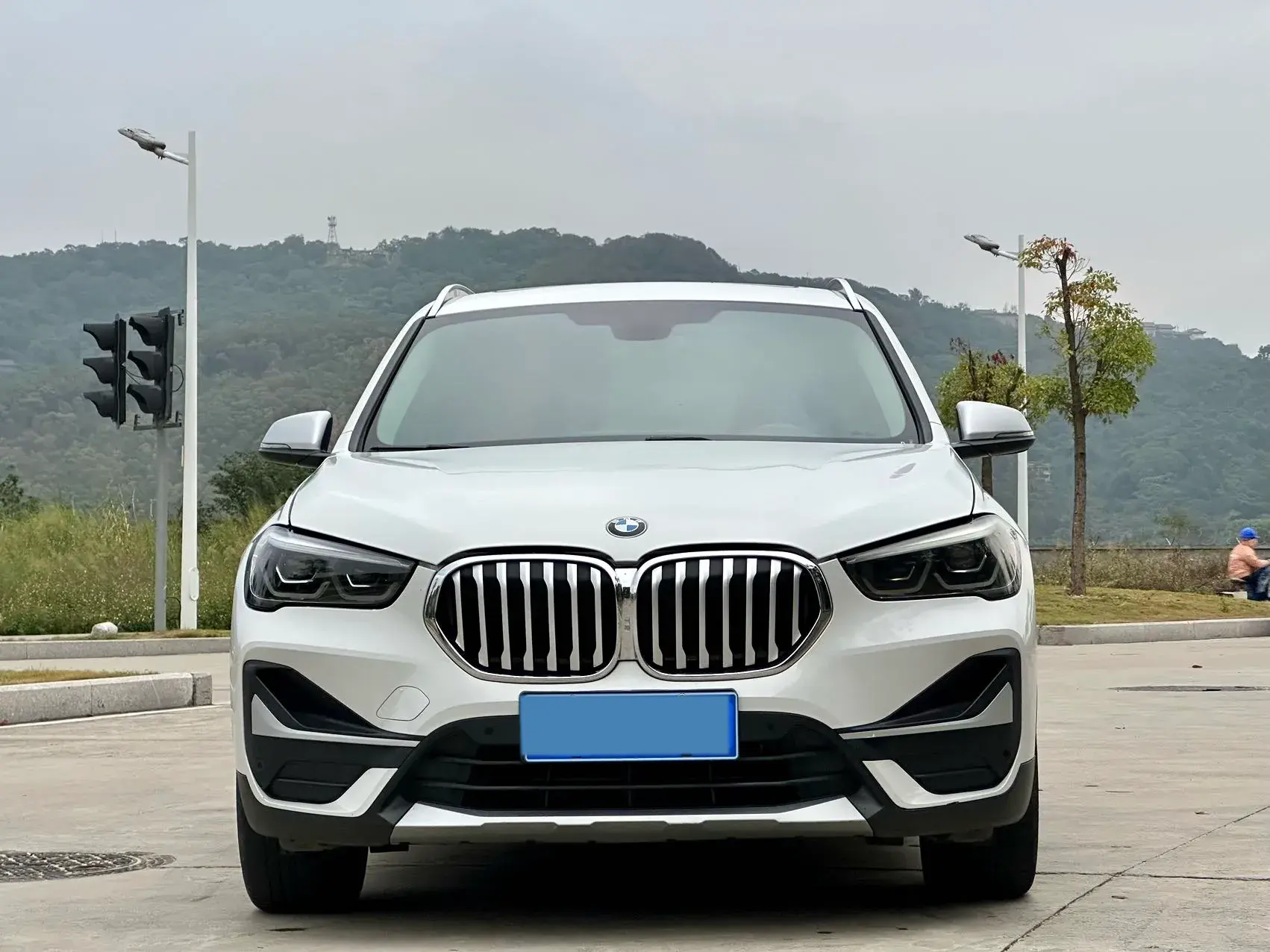 2021 BMW X1 thumbnail 2