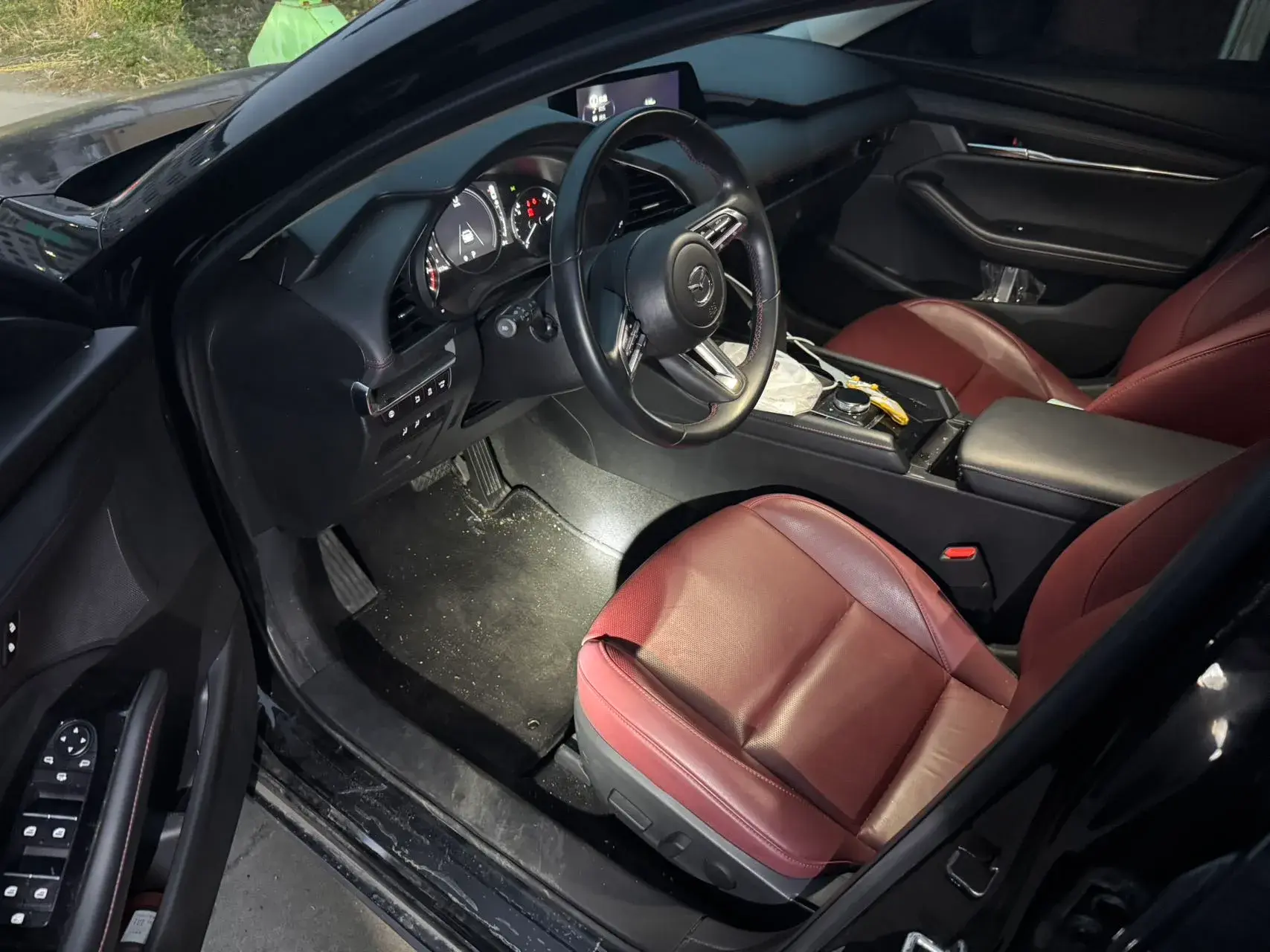 2023 MAZDA 3 thumbnail 2