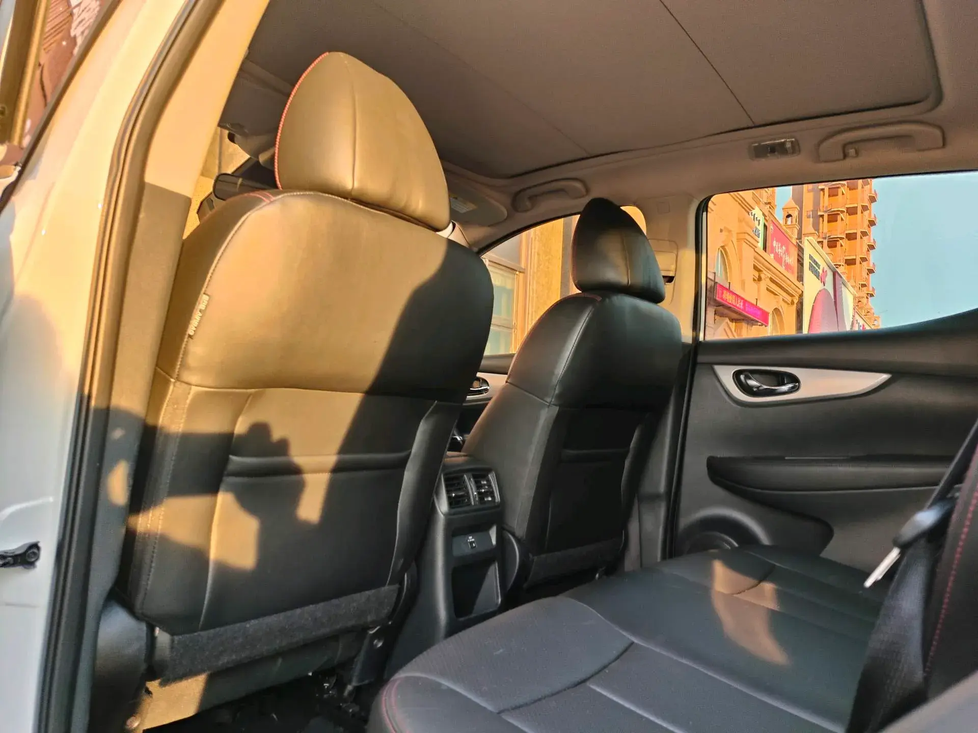 2021 NISSAN QASHQAI thumbnail 3