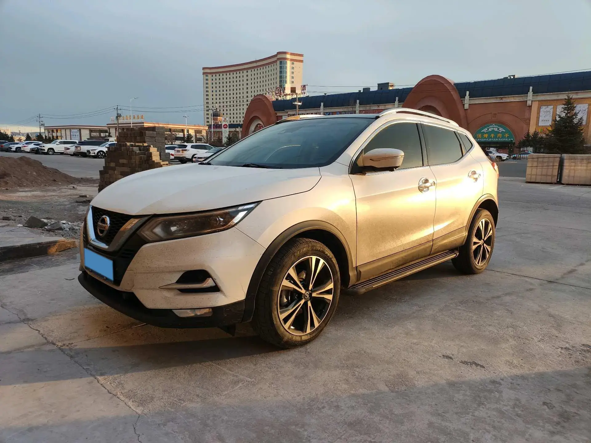 2021 NISSAN QASHQAI view 1