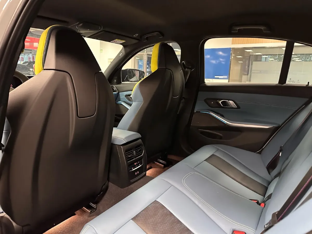 2023 BMW M3 3.0T 510HP L6 8AT,autocango,china used car exporter,china ev exporter,chinese used car exporter,chinese used ev exporter