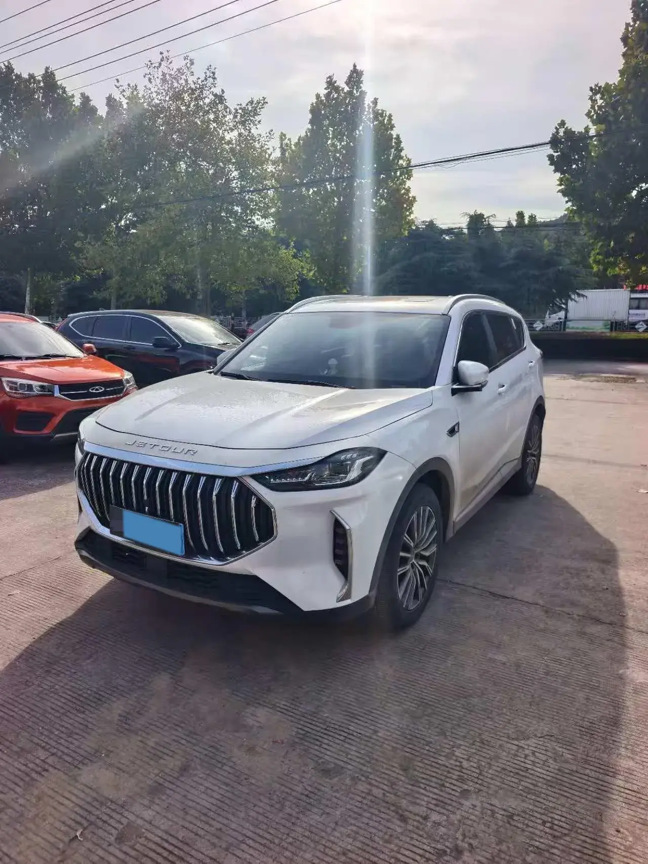 2021 JETOUR X70 view 1