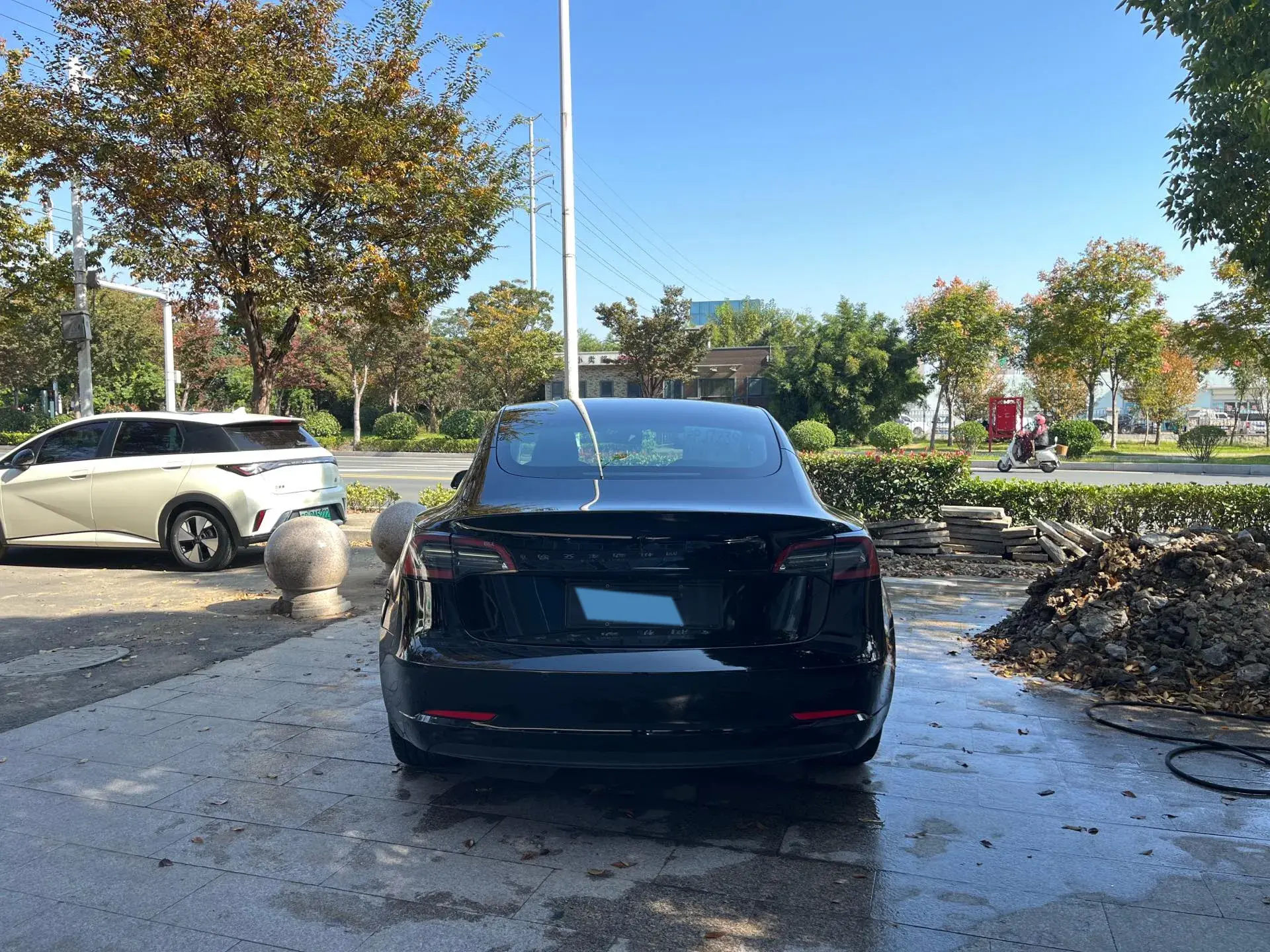 2021 TESLA MODEL thumbnail 3