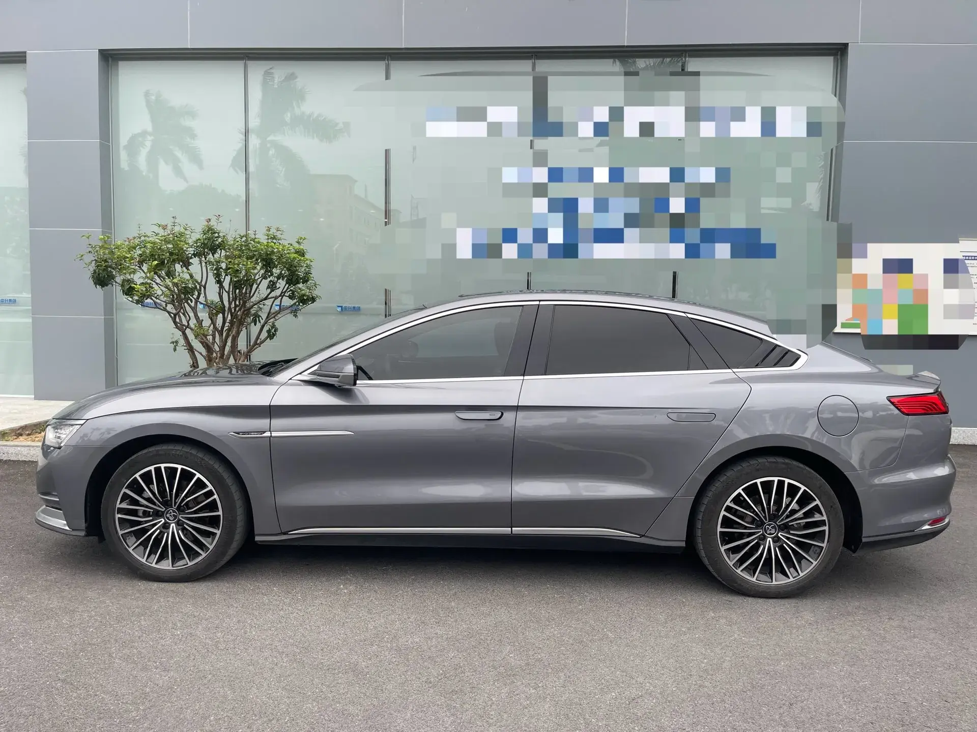 2020 BYD HAN thumbnail 3