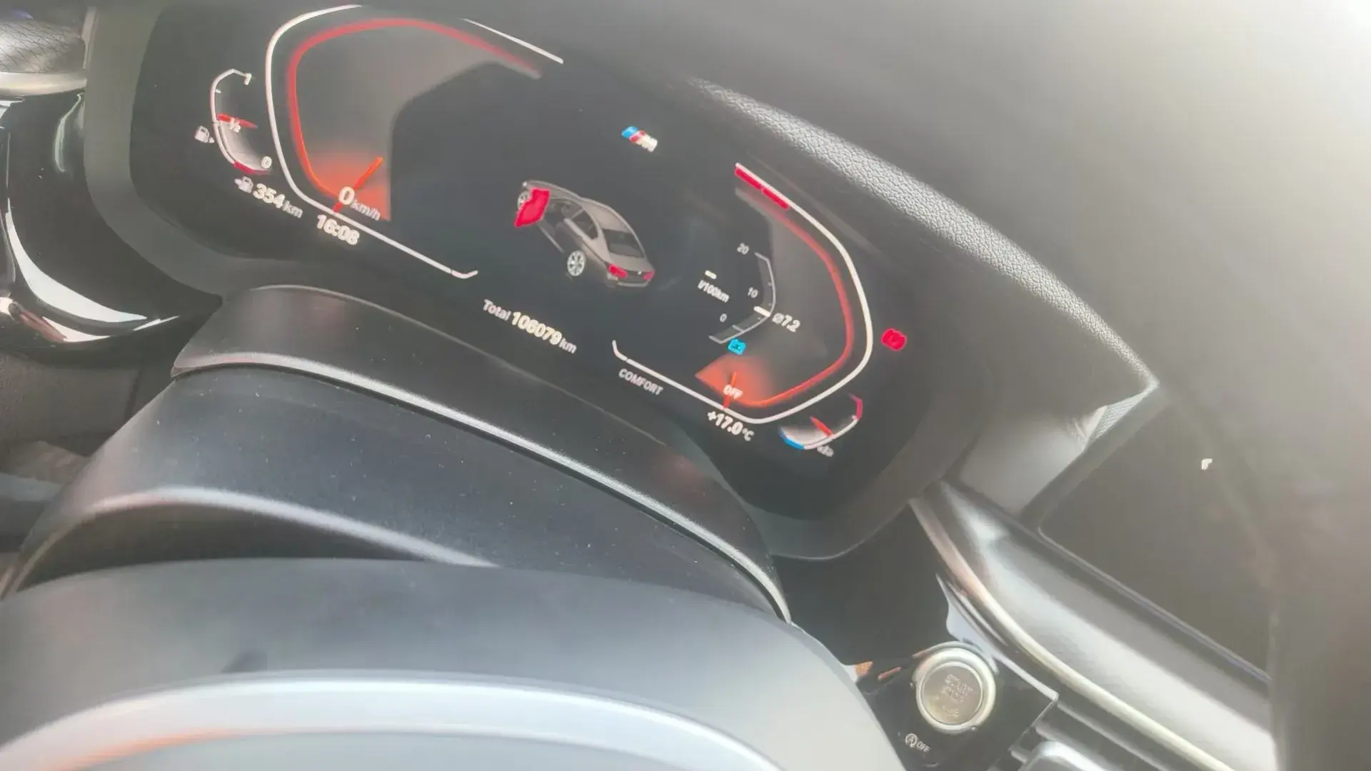 2021 BMW 5 thumbnail 3