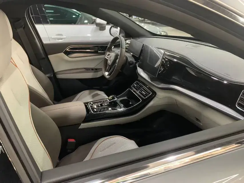 2023 BYD QIN thumbnail 4