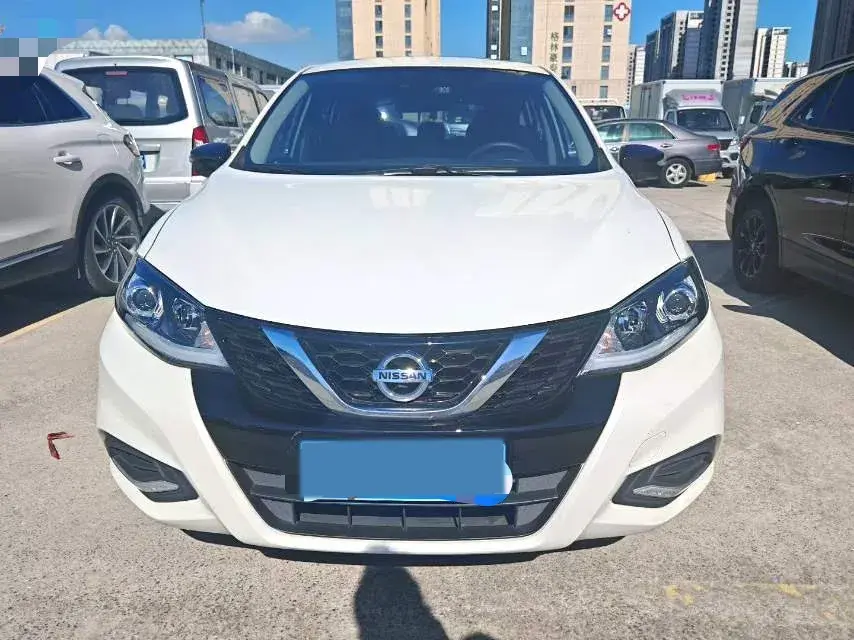 2021 NISSAN TIIDA thumbnail 2