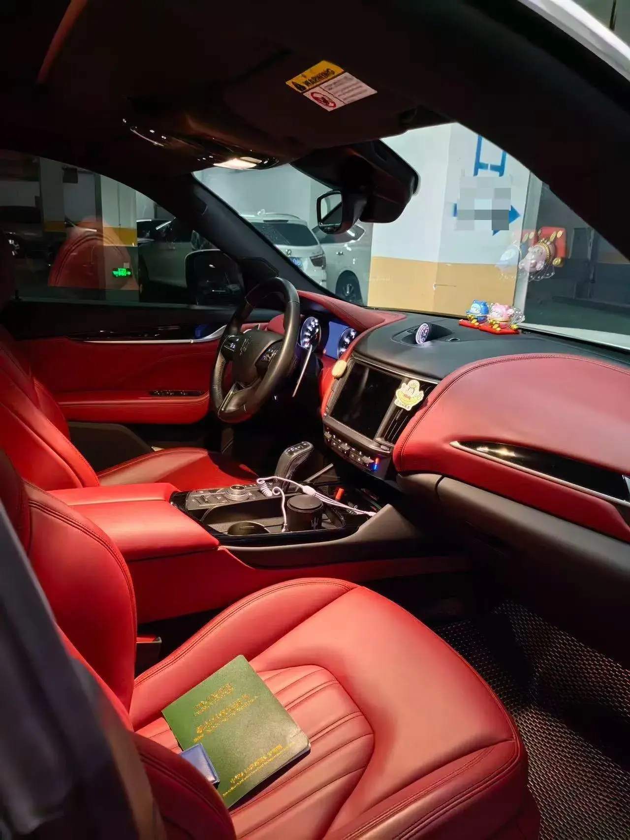 2019 MASERATI LEVANTE thumbnail 4