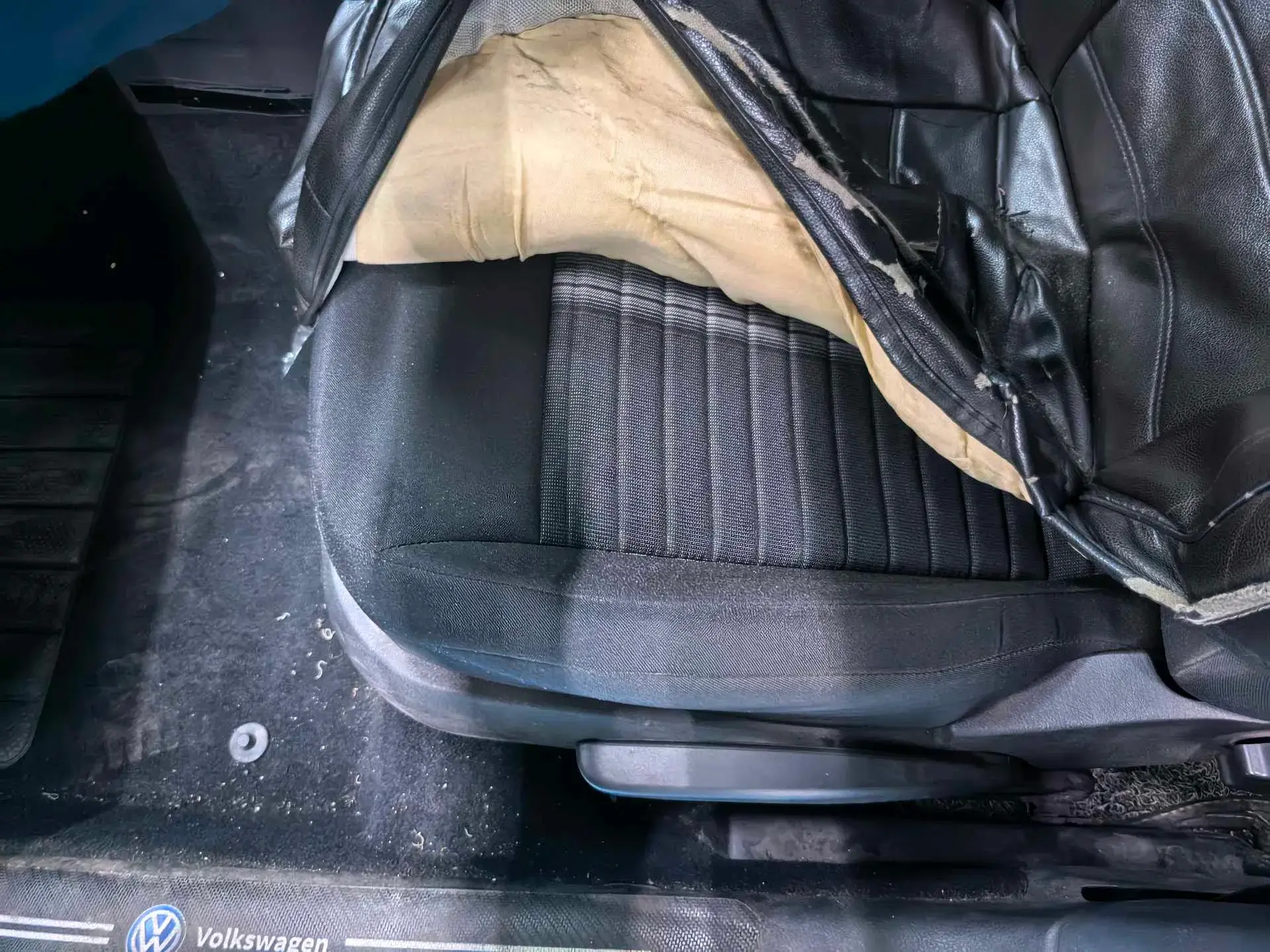 2019 VOLKSWAGEN LAVIDA thumbnail 4