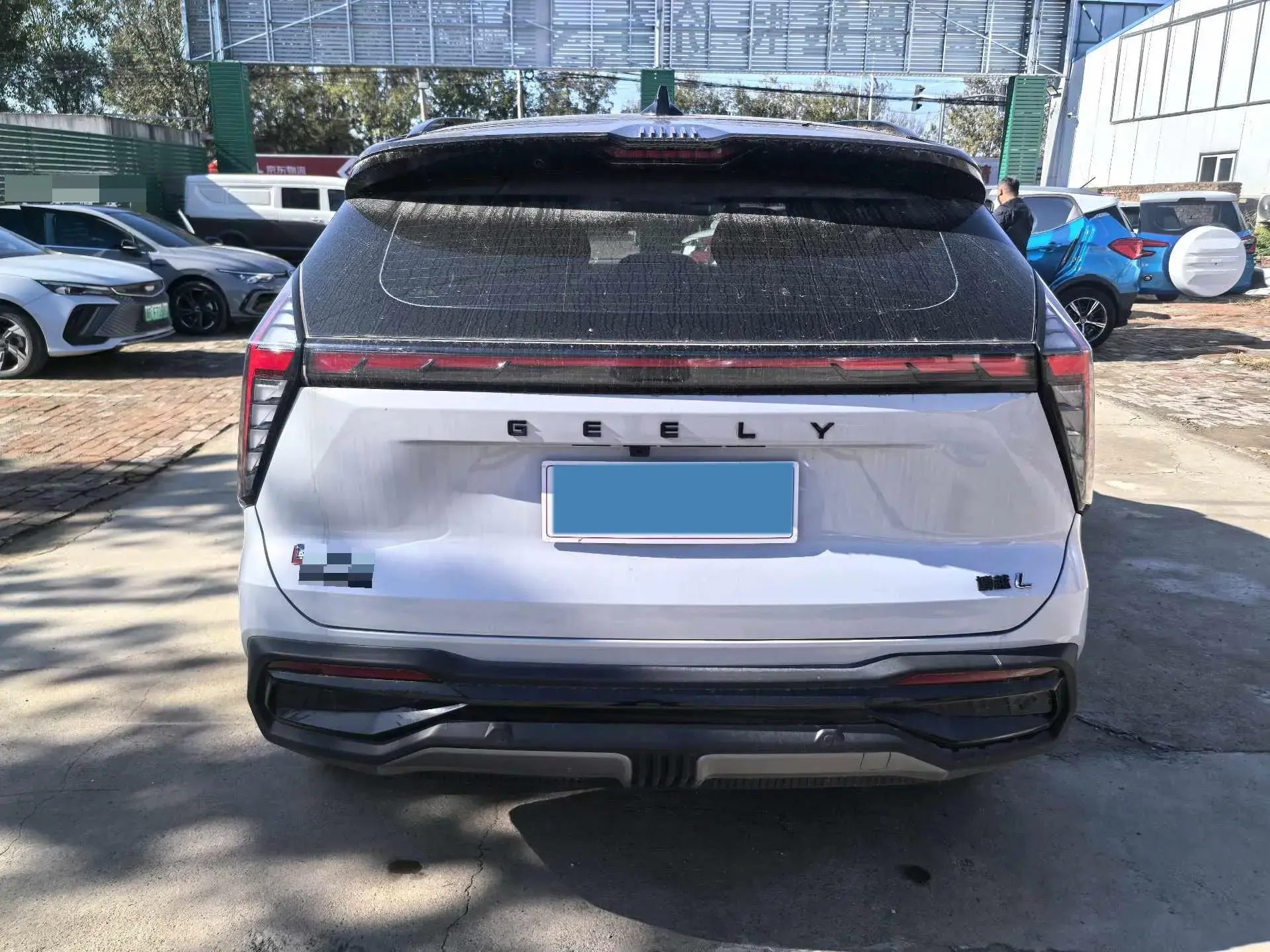 2024 GEELY STARRAY thumbnail 4