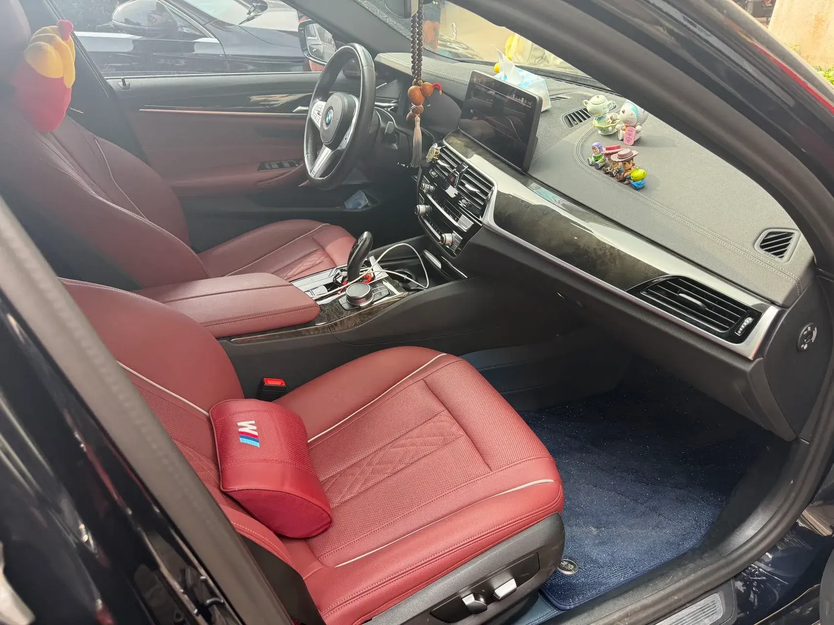 2022 BMW 5 thumbnail 3