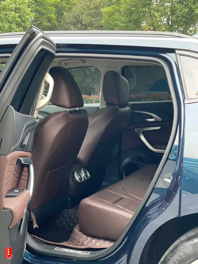 2020 WEY VV7 GT 2.0T 227HP L4 7DCT,autocango,china used car exporter,china ev exporter,chinese used car exporter,chinese used ev exporter