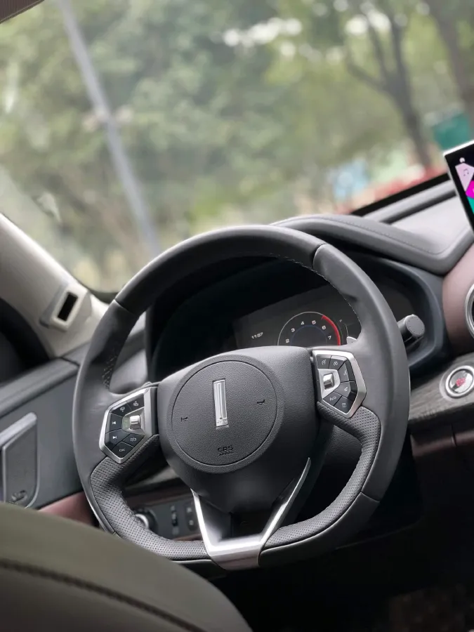 2020 WEY VV7 GT 2.0T 227HP L4 7DCT,autocango,china used car exporter,china ev exporter,chinese used car exporter,chinese used ev exporter