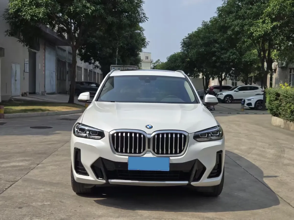 2022 BMW X3 2.0T 184HP L4 8AT,autocango,china used car exporter,china ev exporter,chinese used car exporter,chinese used ev exporter