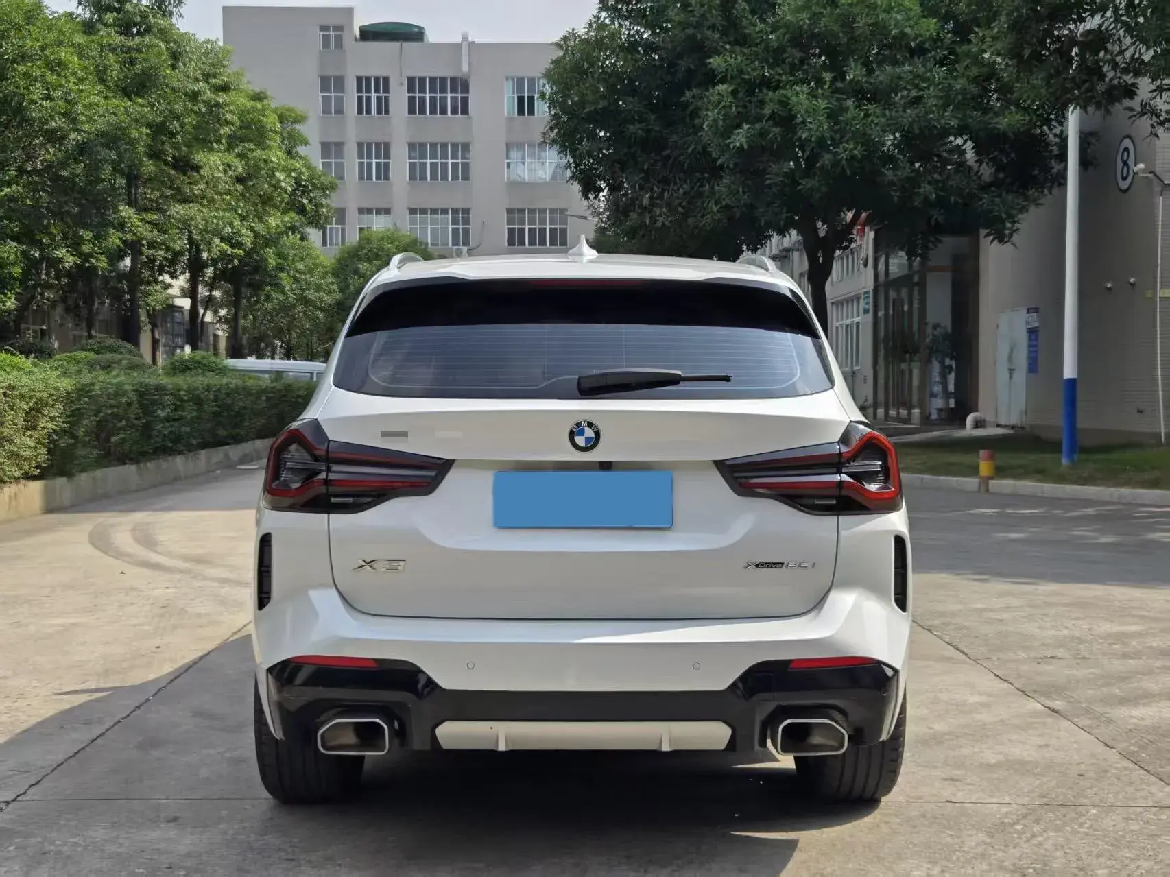 2022 BMW X3 thumbnail 3