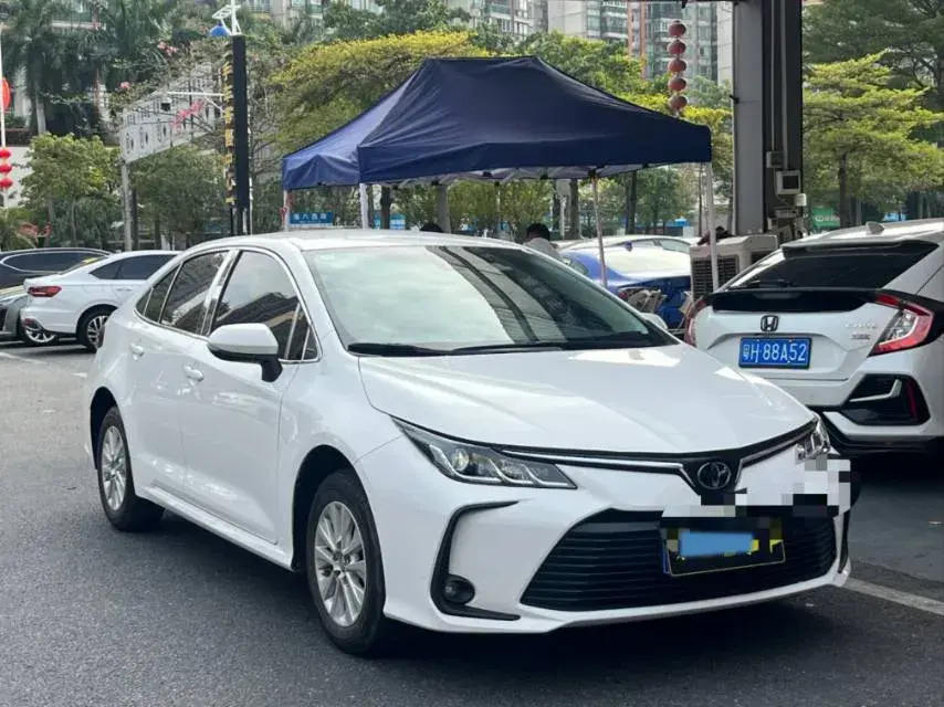 2022 TOYOTA COROLLA thumbnail 3