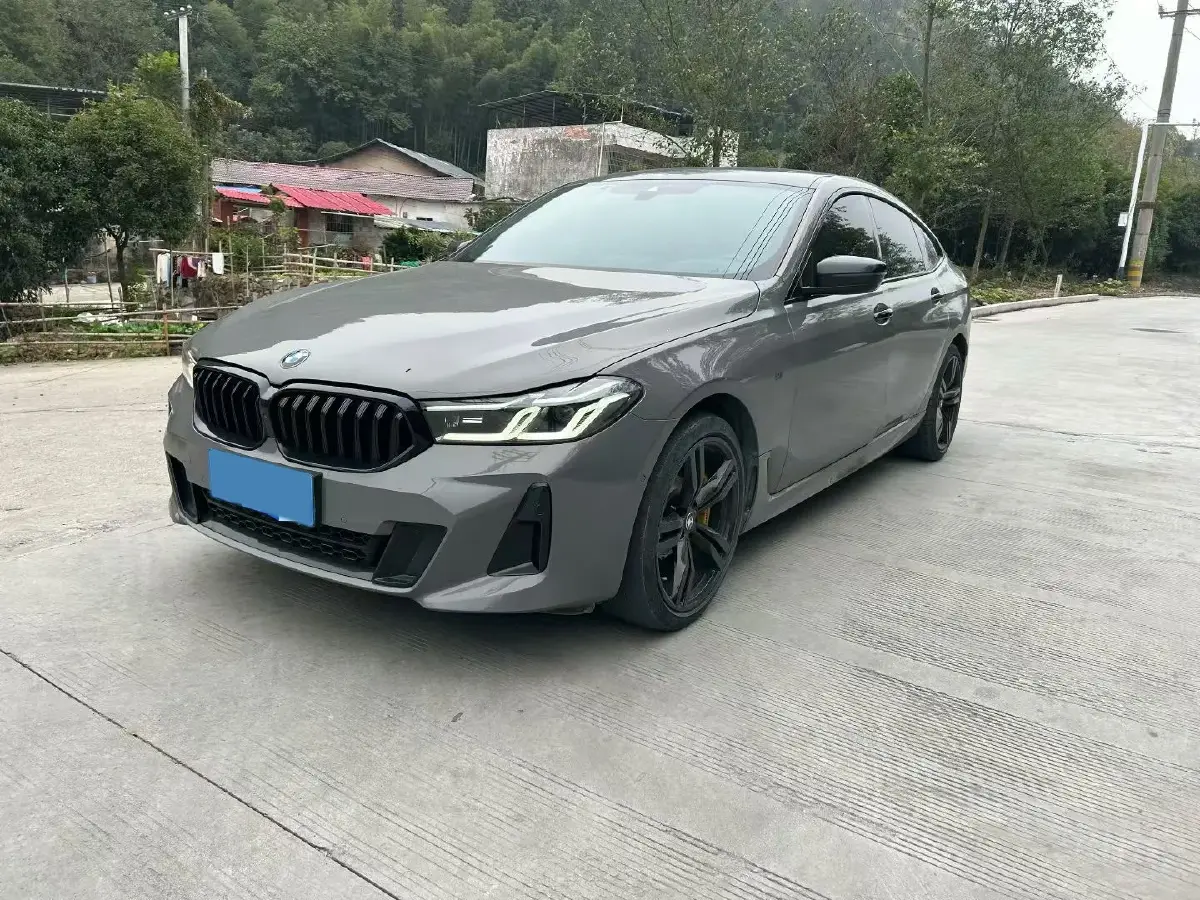 2022 BMW 6 Series GT 2.0T 245HP L4 8AT