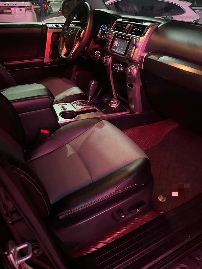 2020 Toyota Highlander 3.5L 299HP V6 8AT,autocango,china used car exporter,china ev exporter,chinese used car exporter,chinese used ev exporter