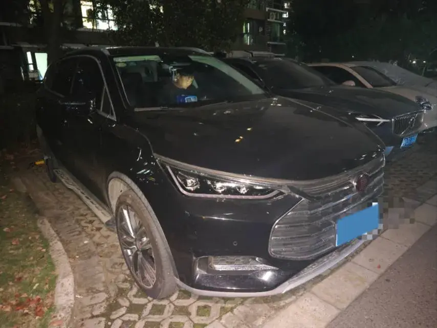 2018 BYD TANG thumbnail 3