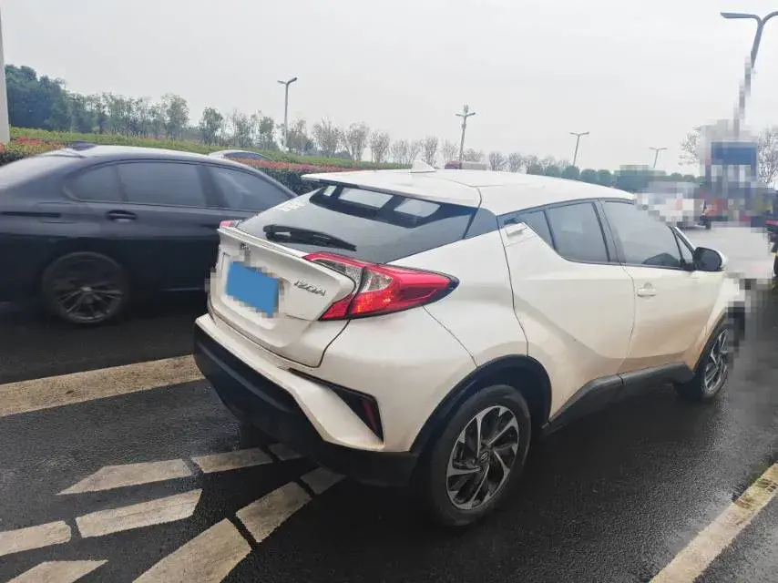 2020 TOYOTA IZOA thumbnail 2