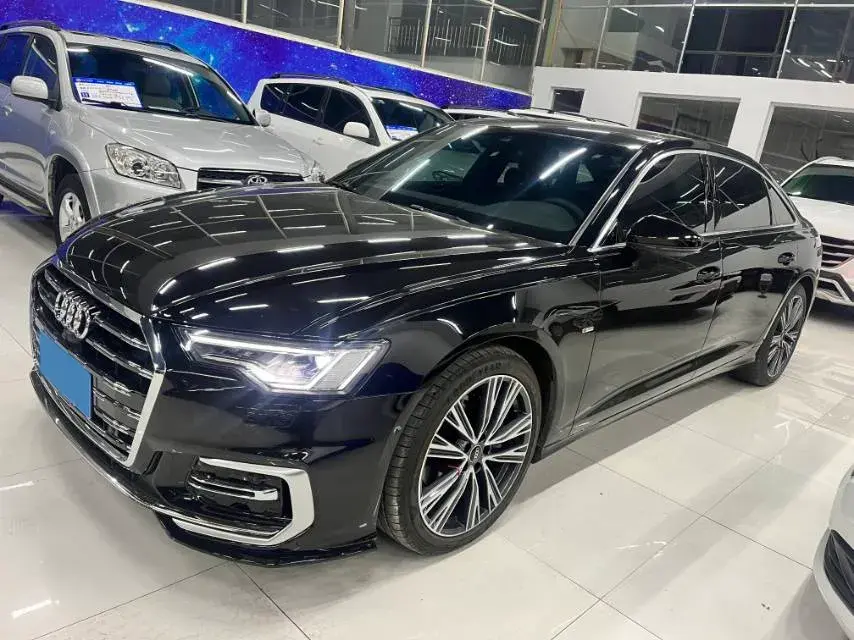 2024 AUDI A6L view 1