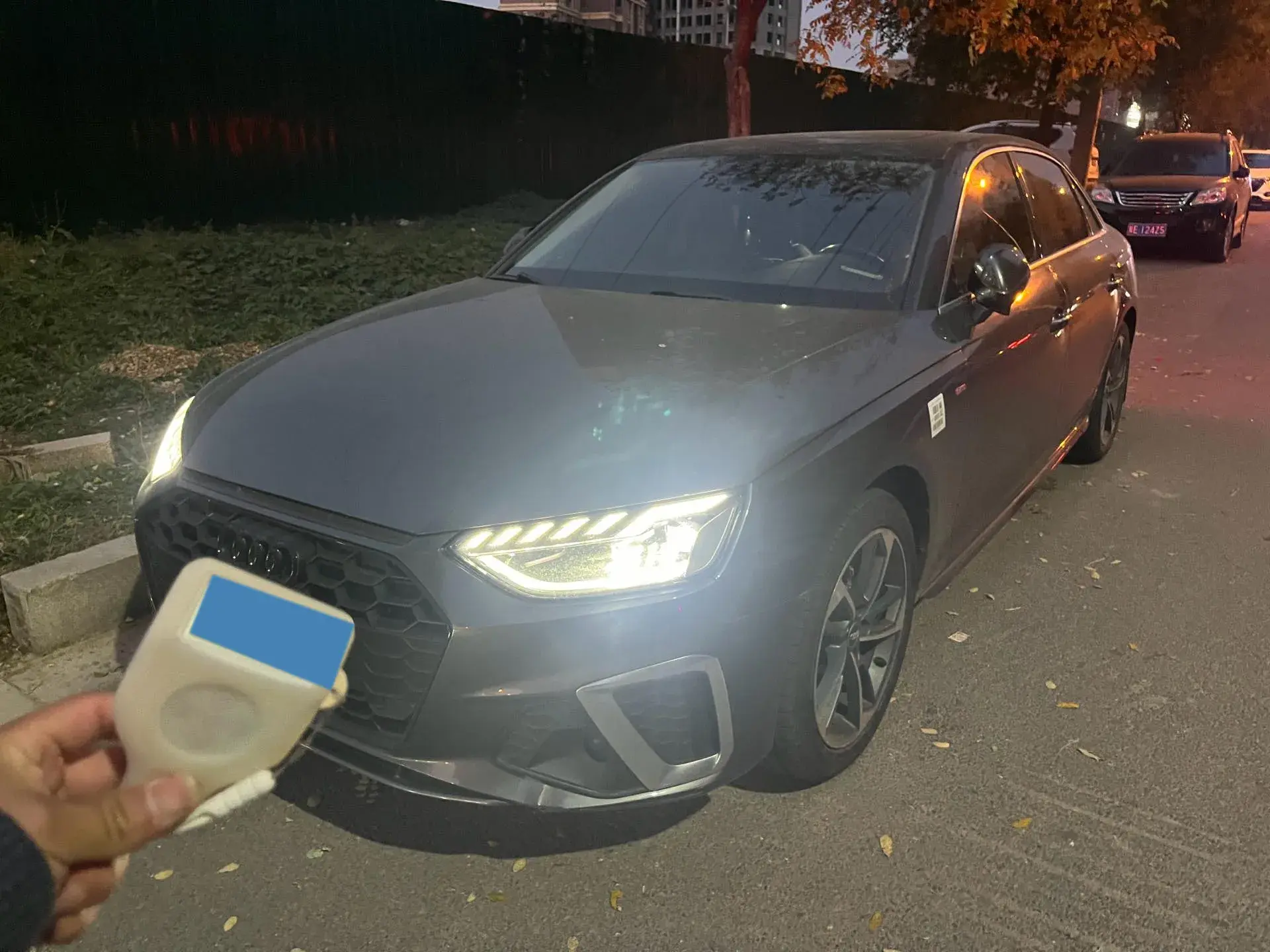 2020 AUDI A4L view 1