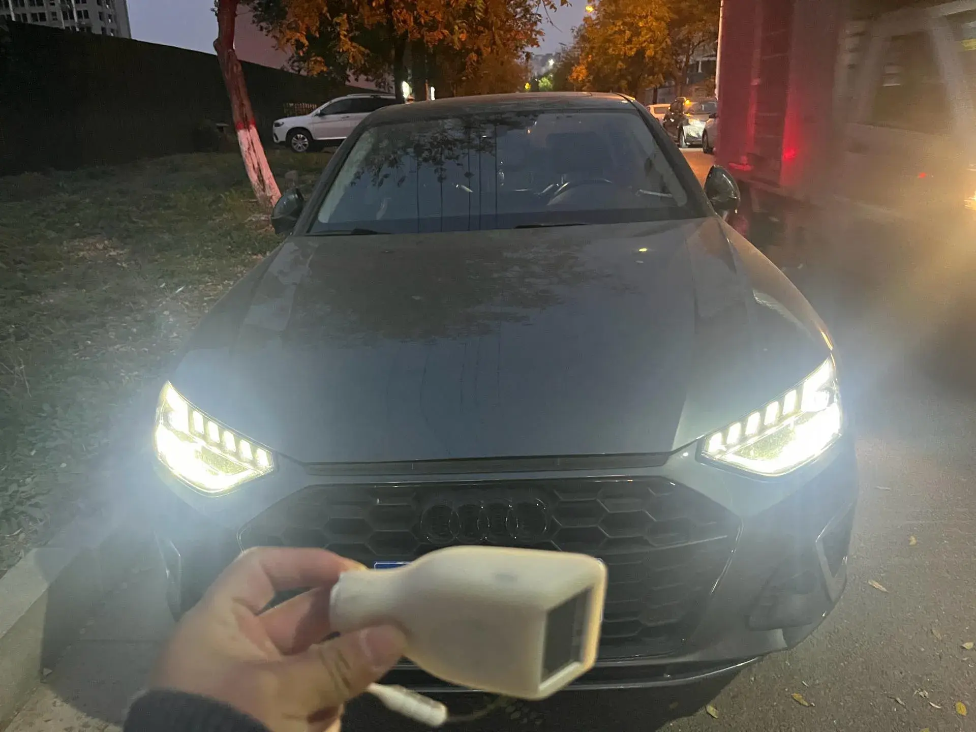 2020 AUDI A4L thumbnail 3