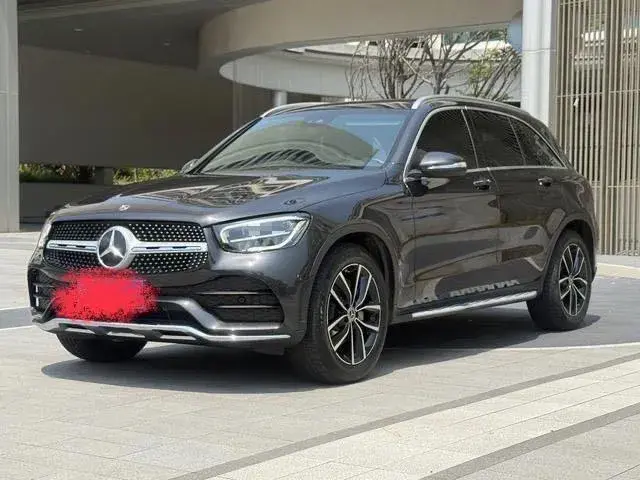 2021 MERCEDES-BENZ GLC view 1