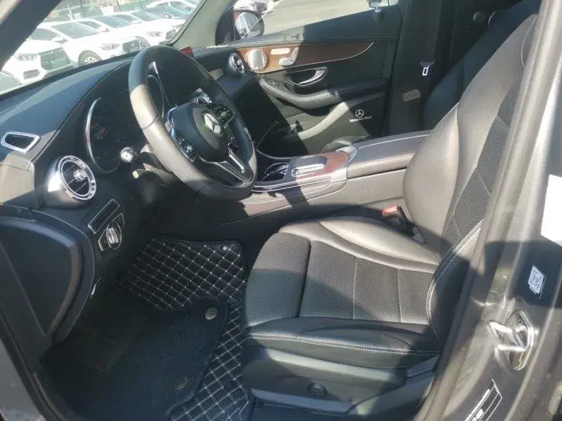 2021 MERCEDES-BENZ GLC thumbnail 3