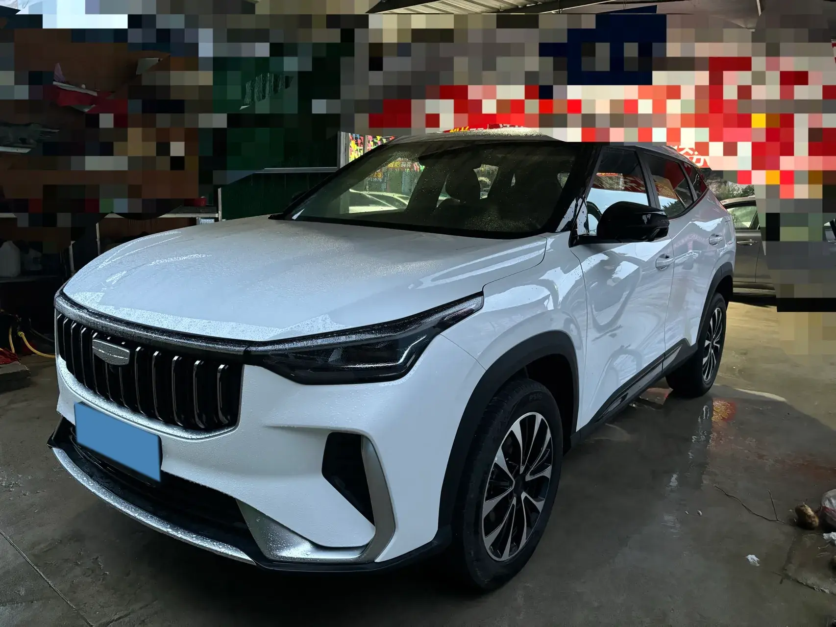 2023 GEELY AZKARRA view 1