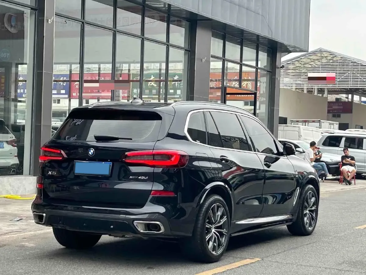 2022 BMW X5 2.0T 245HP L4 8AT,autocango,china used car exporter,china ev exporter,chinese used car exporter,chinese used ev exporter